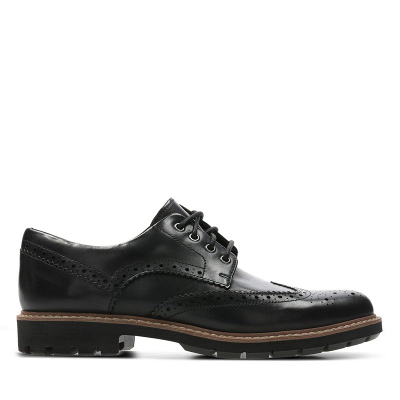 Black Men's Clarks Batcombe Wing Brogues | 40505282