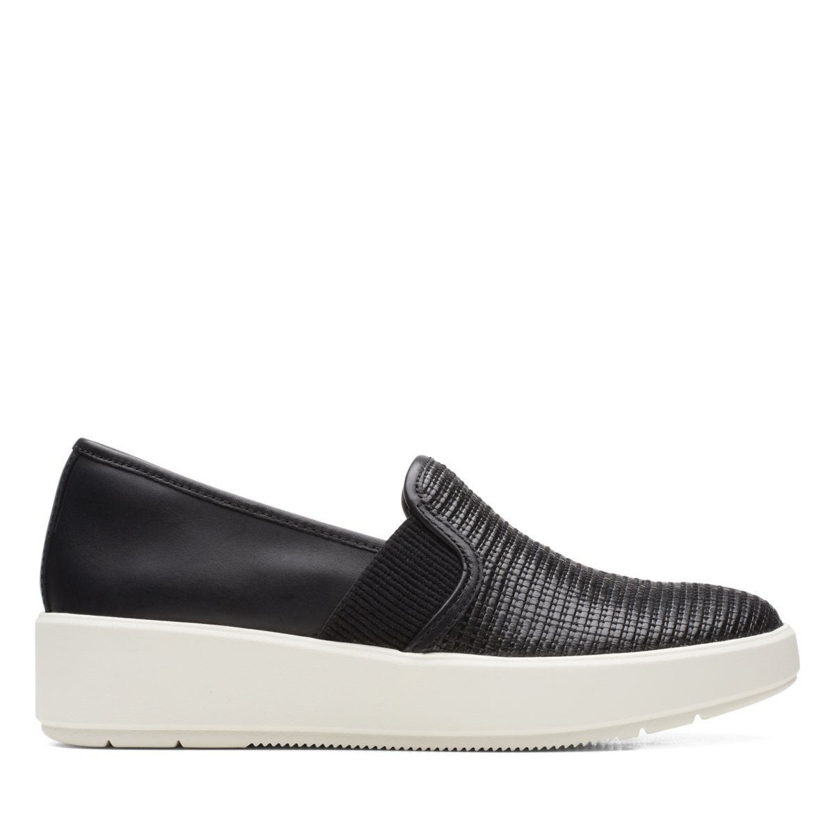 Black Women's Clarks Layton Petal Slip On | 93793168
