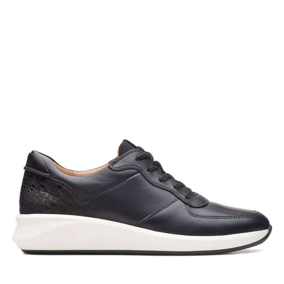 Black Women's Clarks Un Rio Sprint Sneakers | 58726308