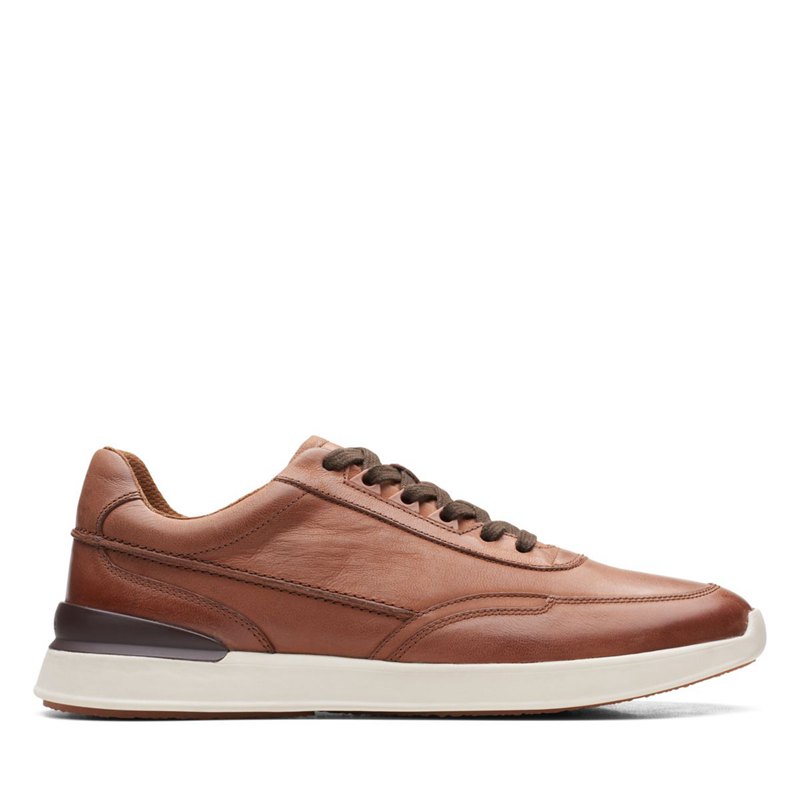 Brown Men's Clarks Race Lite Lace Sneakers | 34210697