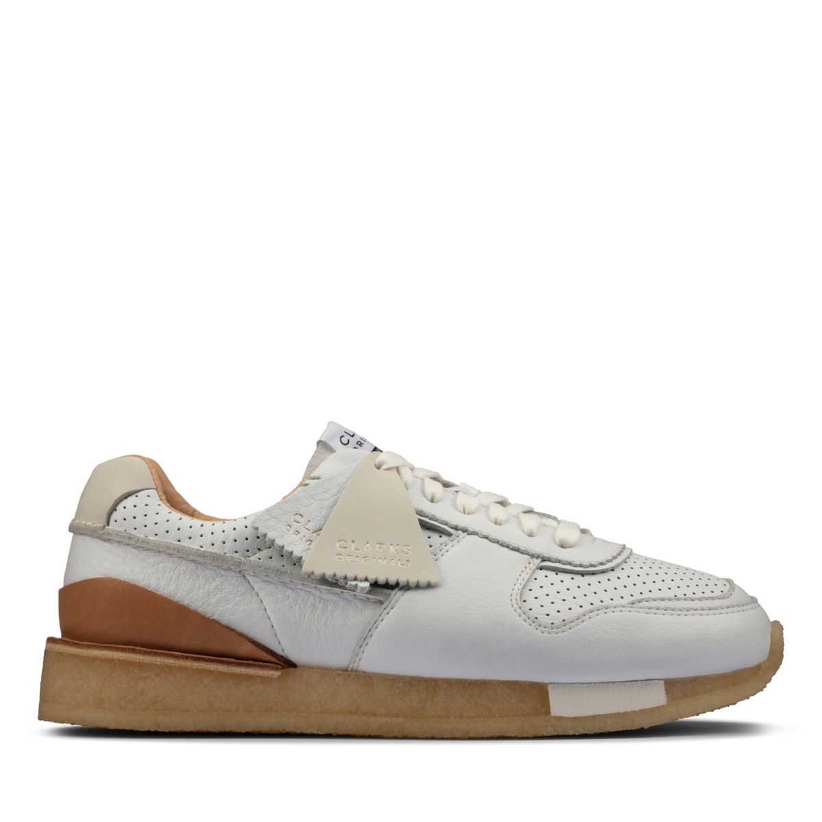 White Women's Clarks Tor Run Sneakers | 22449064